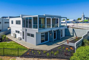 Location and luxury in Timaru
